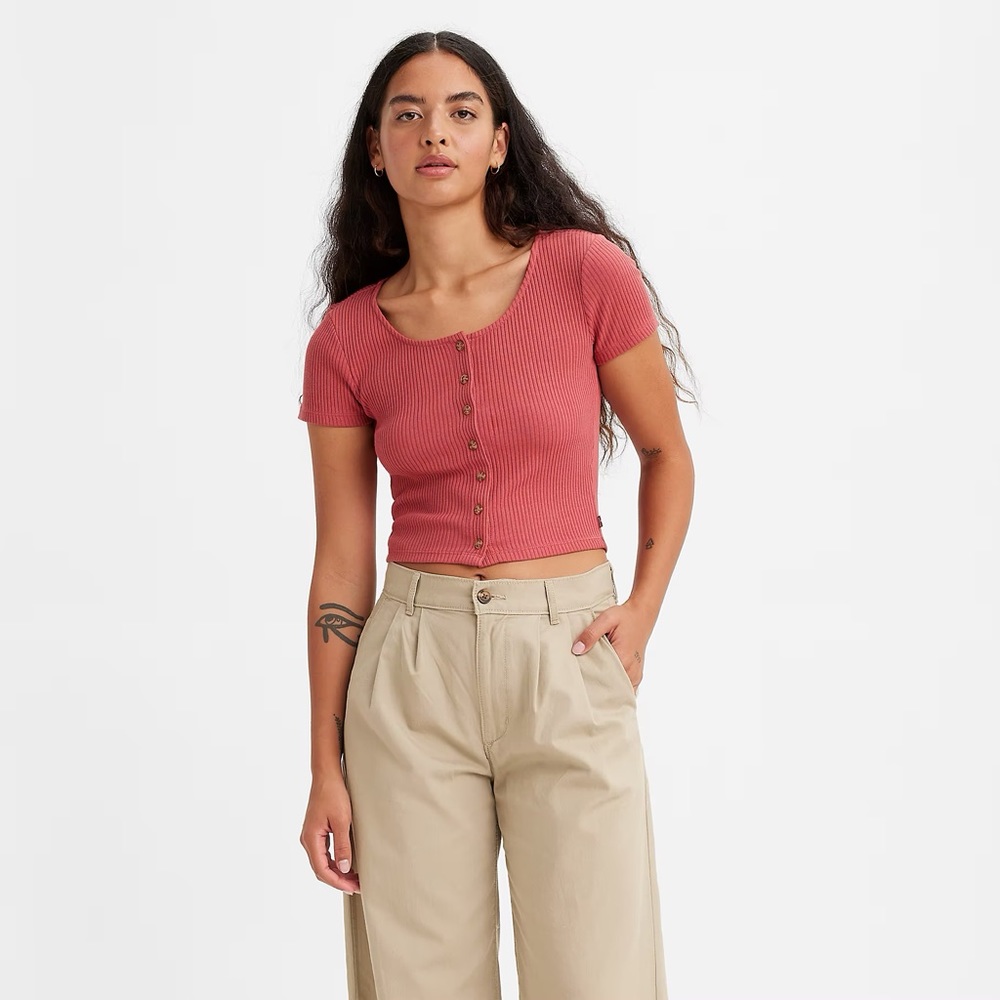 Levi’s Short Sleeve Rach Top - Picture 3 of 7